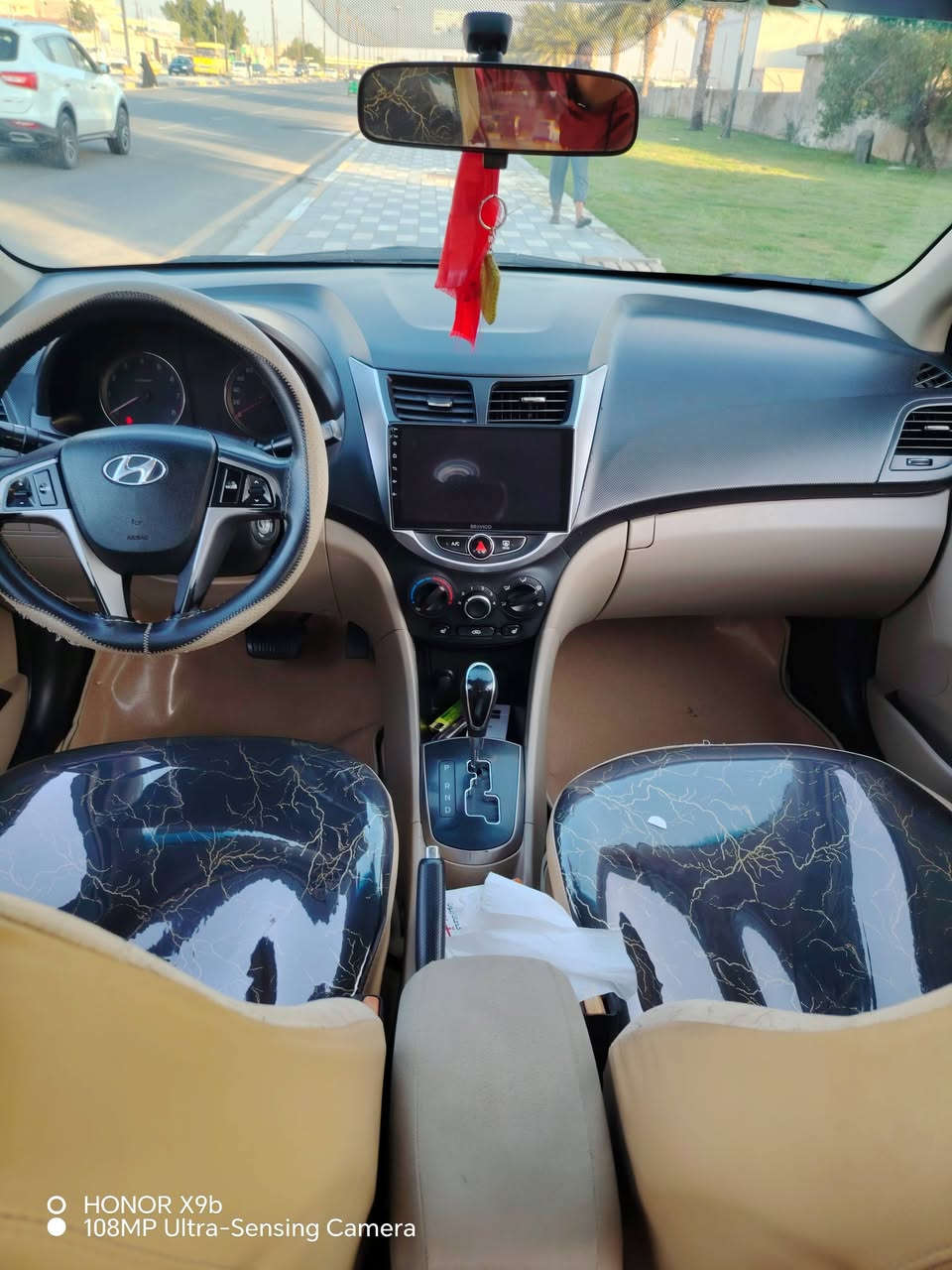 السلام عليكم اكسنت مديل 2016 جديده خليجي مكفوله مكينه كير مكفولات صدر جديد تبريد ثلج تخم تاير جديد مداور ثاني يوم العنوان مدينت الصدر الرقم *********** السعر 85 هيءه مصفره غرامات مصفره
