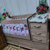 سرير اطفال نضيف وجديد الحد عمر ٣ سنوات ١٥٠وبي مجال رقمي07812225068