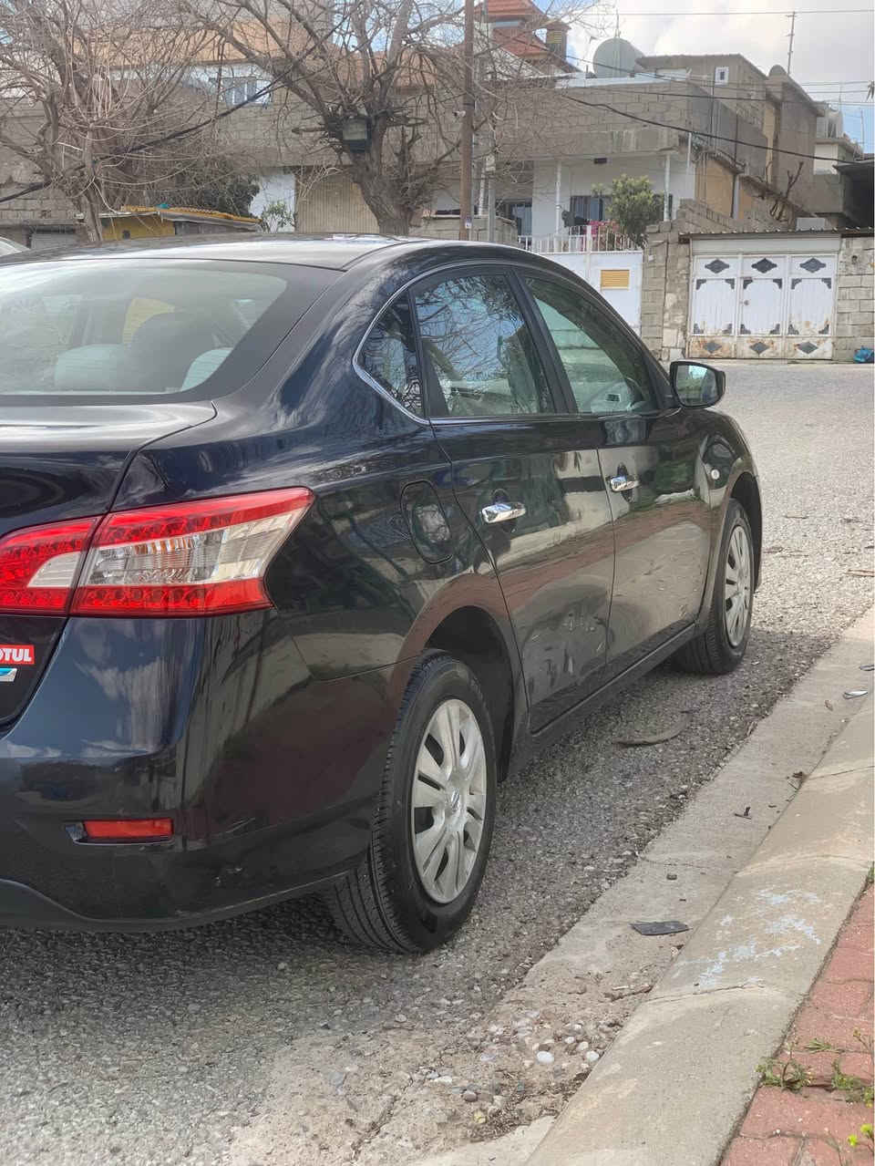 بسم الله الرحمن الرحيم
         
نیسان سێنترا
مۆديل ٢٠١٦
خلیجی سفری کوردستان ٢ سویچ
گێر و مەکینە مەزبوت 
ماوەی رۆشتن ١٣٤ هەزار 
بێ بۆیاخ بستی سارد هةية سۆنەرم داناوە

شوێن   ::::   سلیمانی 
***********
*********** السليمانية, العراق
