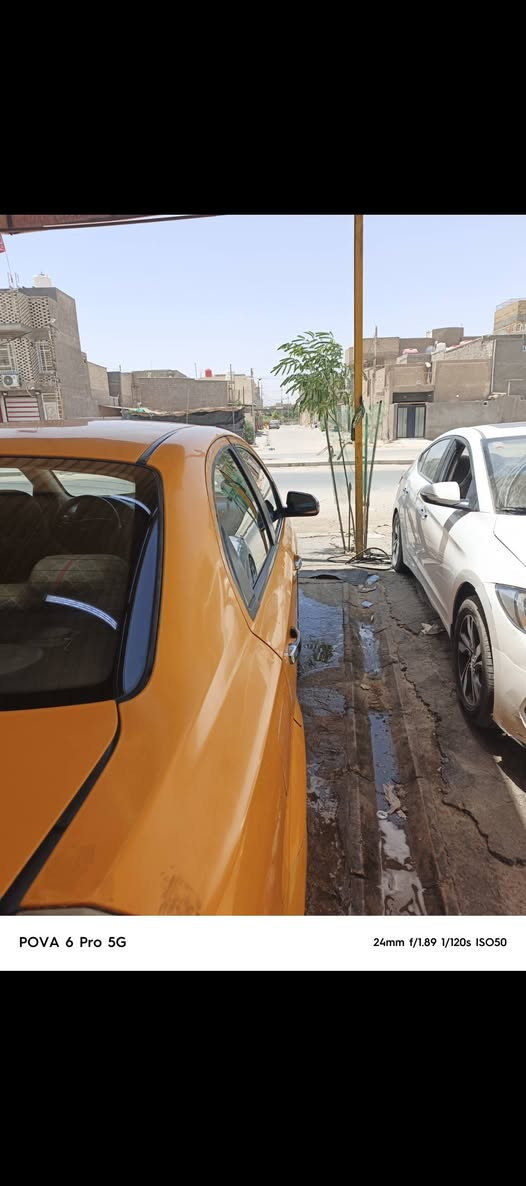 افيو للبيع جير ومكينه كورولا ***********      2009
