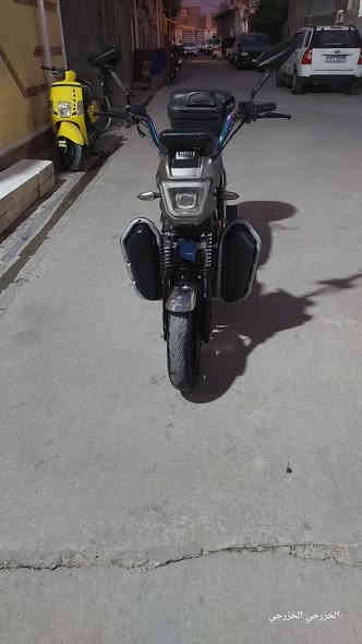دراجه شحن نوع هارلي موديل 2025 بطاريات عدد 6 و نظيف كلش و سعره [  700000 ] و بي مجال و الشراي يتصل /*********** /  و العنوان بعقوبة ديالى قرب مدرسة الوثبة
