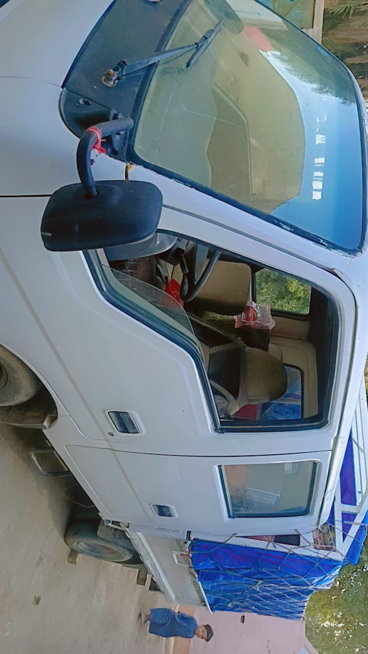 السلام عليكم من رخصت الادمن كيه دبل قماره موديل ٩٧ سياره نضيفه بسمي مكينه خير من الله لا تبخير ولا تنقيص مكاني ناصريه قلعه سكر مكلف بنشر رقم صاحب سياره ***********
