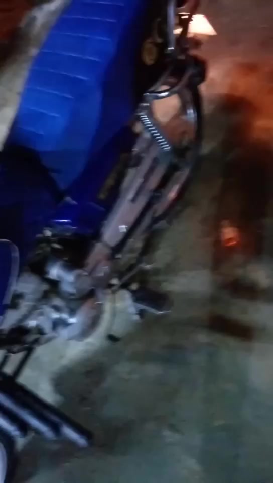 اخوان دراجه ب 400 موديل 21 ايراني والاستفسار الخاص


**إذا كنت صاحب هذا الإعلان وتريد حذفه لأي سبب، رجاءا أرسل رسالة إلى الدعم الفني**