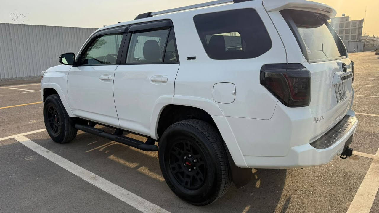 للبيع تيوتا فورنر موديل 2023 وارد امريكي حادثها جاملغ وبنيد بدون شاصي صور الحادث مرفقه بلمنشور رقم بغداد بسمي تحويل ثاني يوم ماشيه 50 الف حقيقي مابيها اي نقص السياره جديده ابمعنه الكلمه وبلاديه مملعوب بيها عله ايدي كير مكينه اسبانه ممدوده عليها شرط السونر تفحص فول مواصفات عده الفتحه السعر 290 ورقه مكانها بغداد البنوك للستفسار ‭0773 804 4288‬
