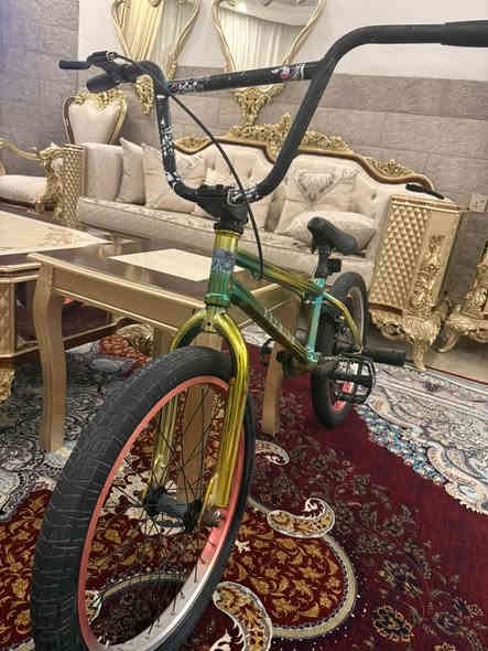 بايسكل للبيع مستخدم قليل اخو الجديد إسم الباسكل جيتي حركات دبلات كلش قويه بايسكل حركات 170وبي مجال للاستفسار على هذا الرقم ***********
