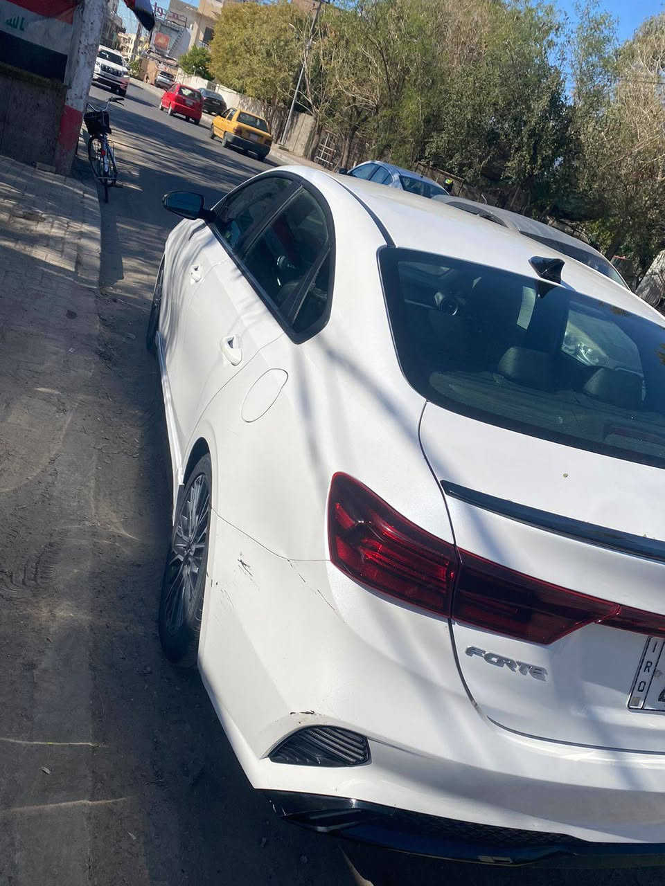 سلام عليكم مكلف بالنشر
سيارة فورتي موديل 2024 
للبيع وارد امريكي فقط تبديل بنيد
مكفولة من الدعامية للدعامية 
ماشيه 57 الف 
مكان بغداد سعر 148بيها مجال حك جيه 
رقم الهاتف ***********
