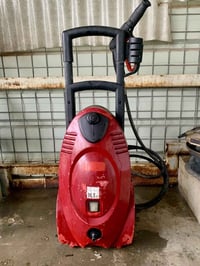 ئەم غەسلە بۆ فرۆشتن بەشەرتی بێعەیبی زۆربەقوەتە شوێن کەفی بیلادی هەیە ح...