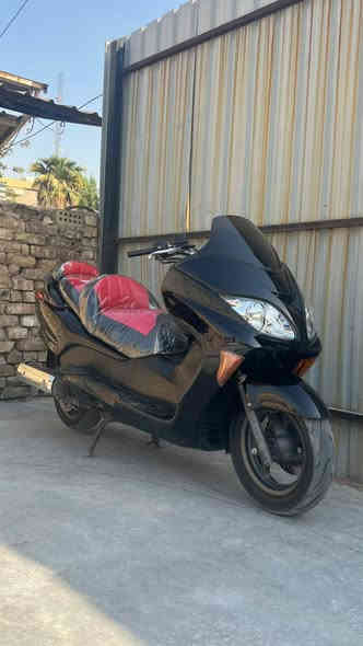 السلام عليكم شباب فورزا 0\8 للبيع الدراجة جديدة مابيها اي نقص فقط الكير ملغي كهربائيات كلها شغالة تخم تاير جديد كاملة مكملة بيها شخوط خفيفة الدراجة ممتعوبة ابد ماشية ٤٥دهن امزويل بانزين محسن فقط عارضها ب١٣٥٠وبيها مجال مكاني بغداد شارع المغرب للإستفسار  ***********
