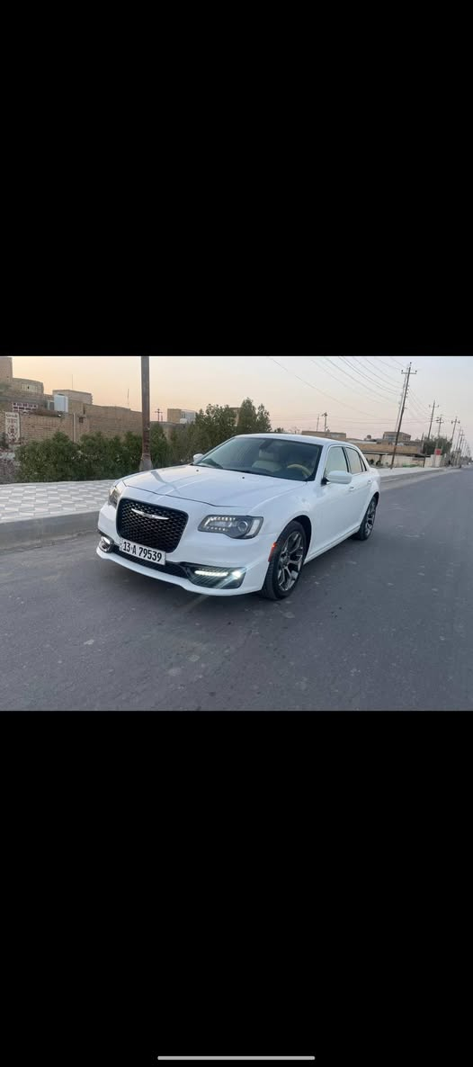 السلام عليكم اوباما للبيع موديل2016
مرمز 2022..
رقم ميسان دولي باسمي.. 
مكينه 3600..
دواخل جلد بيجي.. 
ويل ٢٠تخم تاير حداديه خير من الله.. 
حادث جاملغ وبنيد و 3قطع كلير. . 
صور الحادث مرفقه بل المنشور 
السعر 174وبيها مجال الطيبين.. 
مامشتغله خط استخدام شخصي.. 
مكان السياره ناصرية قضاء الفهود.. 
للاستفسار أكثر ع الرقم.. 
***********..
***********..واتساب
