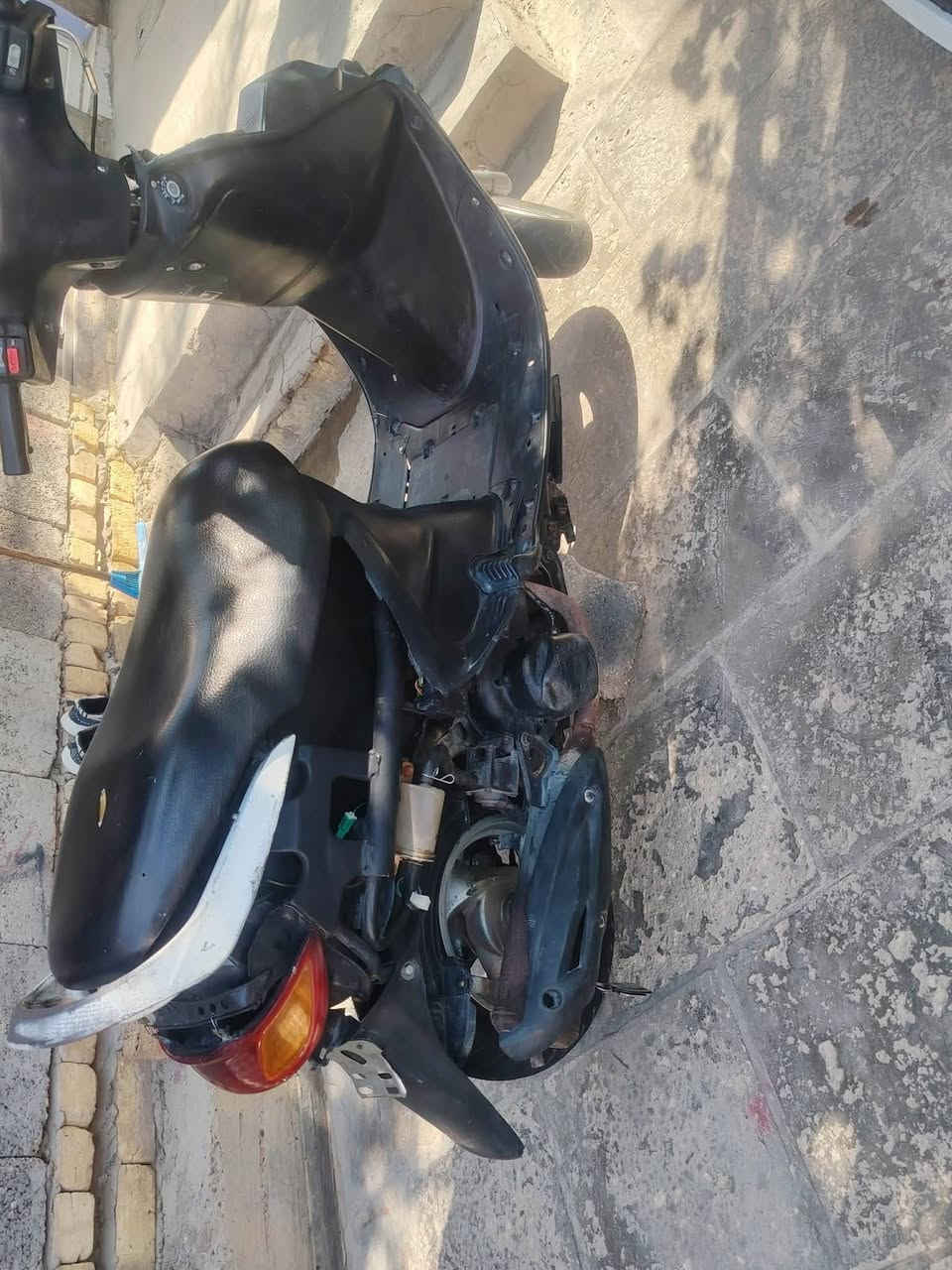 سلام عليكم فراشه للبيع نثيه محرك مفتوح مره وحده سلف هندر كهربايات شغال شراي تعال خاص مكاني نجف حي العسكري هاذ رقمي ***********  احله منصوره
