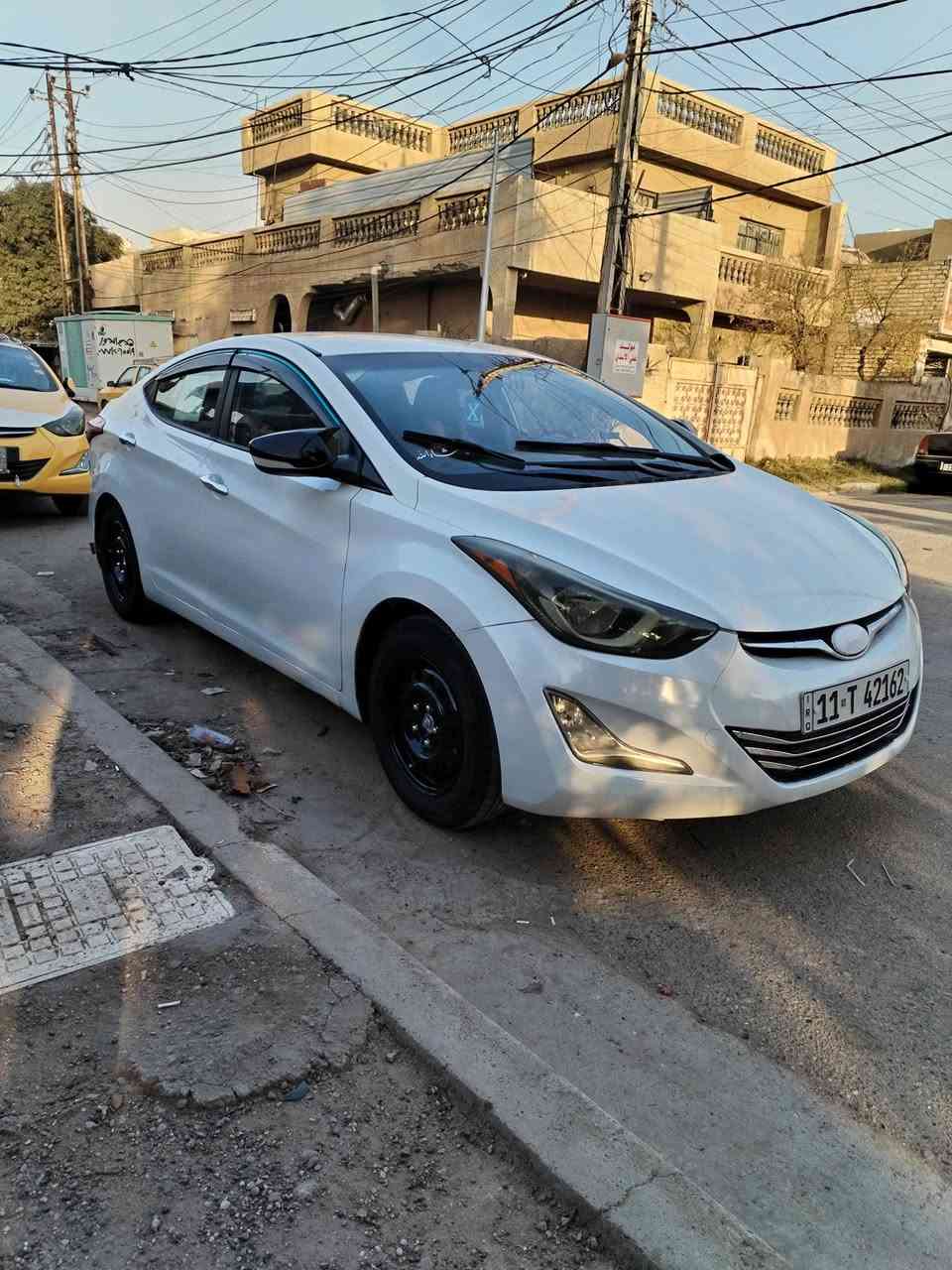 السلام عليكم ورحمة الله وبركاته النتره ٢٠١٦ وارد امريكي مصبوغه عام كانت بيها جراد عندي صوره بعد صبغ قبل صبغ لها حادث جاملغ أمامي سياره جاهزه من كلشي السعر ١٠٠ العنوان بغداد جسر ديالي رقمي ***********
