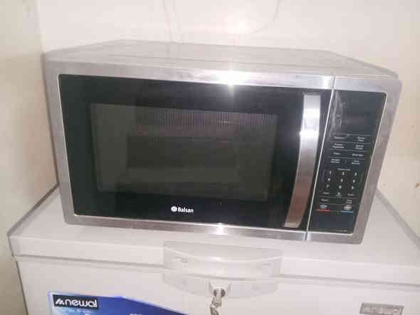 السلام عليكم ورحمة الله وبركاته مايكروفت للبيع جديد
سعره (80)
وبيه مجال شوي
***********
