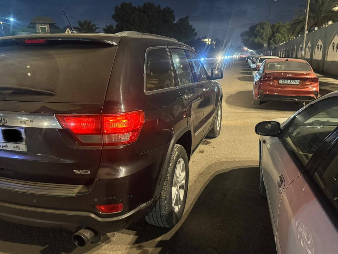 السلام عليكم
للبيع جيب ( 2012 ) لمتدد هيمي خليجي
فوول الفوول 1/1 
مكينه8 سلندر 5700
بصمة ابواب وشتغيل وصندوك
بنورما على طول السياره 
كشنات جلد بيجي  
كشنات كهرباء 
كشنات تدفاه وستيراً تدفاه 
فوول تحكم 
شاشه 
حساس وكامره 
ماوس ووضعياة قياده 
دمام 
بعد هواي مواصفات ماذكرتهن

 فقط 3 قطع صبغ  بيها باقي مكفول

كير مكينه صدر تبريد تخم تاير

🛑السعر 128  وبي مجال بسيط🛑

مكاني بغداد زعفرانيه وهاذه رقمي 
☎️***********☎️
