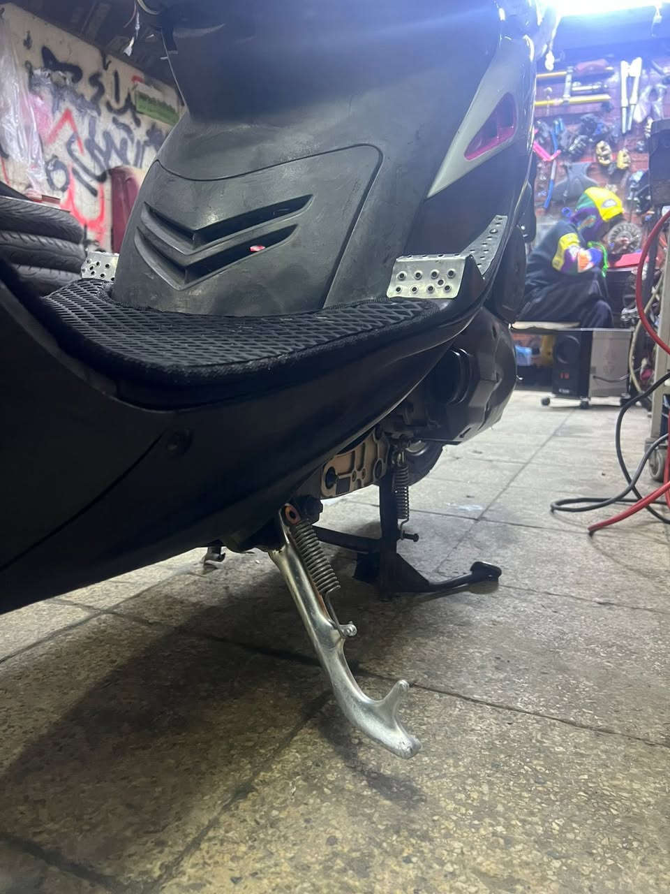 السلام عليكم ماكس 120
55بلادي  بيها كومه غراض وكفر مال اربع ولفات دراجه مال رمبه ***********
