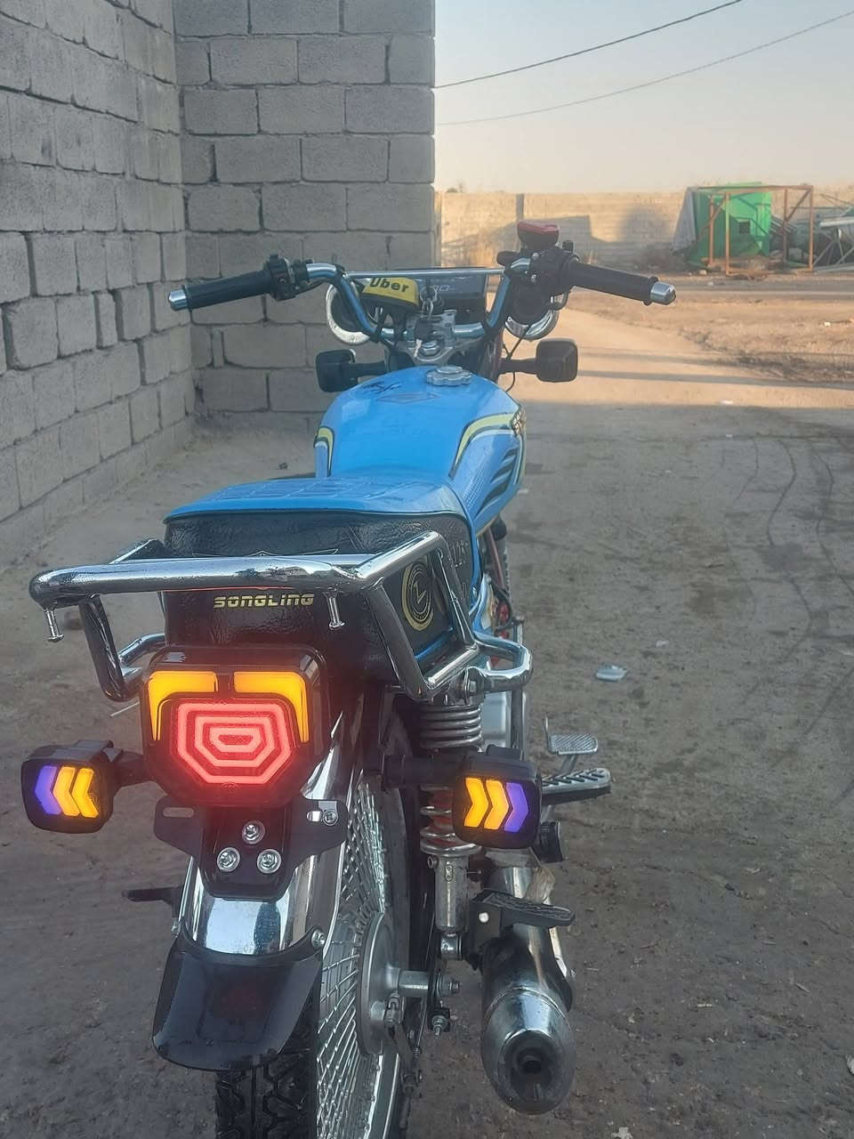 سلام عليكم 

دراجه تايكر للبيع دراجه كامله مكمل اي نقص مابيهاا دراحه موديل (25) صار شهرين من نزلناها 

السعر 700 وبيها مجالل للشرايه//مو شراي لتراسل 

مكاني بعقوبه جرف الملح //***********
