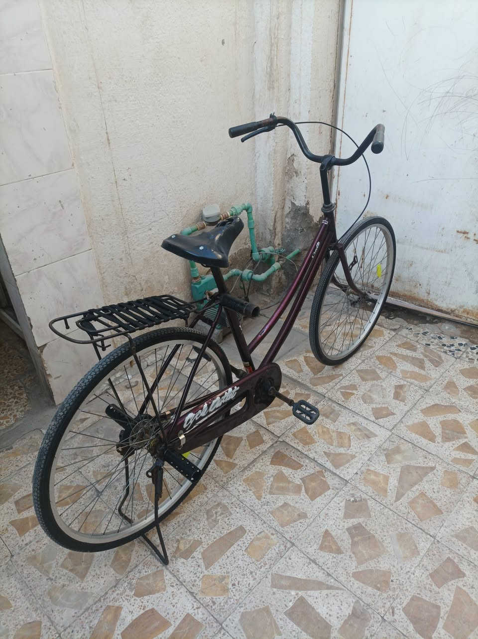 سلام عليكم باسكل للبيع نضيف كلشي ماعوزه غراضه موجودات بريك كدام وجاملغات بريك وره بل مكان صفاره اصلي ب60وبي مجال مكان كوفه شارع المعمل


**إذا كنت صاحب هذا الإعلان وتريد حذفه لأي سبب، رجاءا أرسل رسالة إلى الدعم الفني**