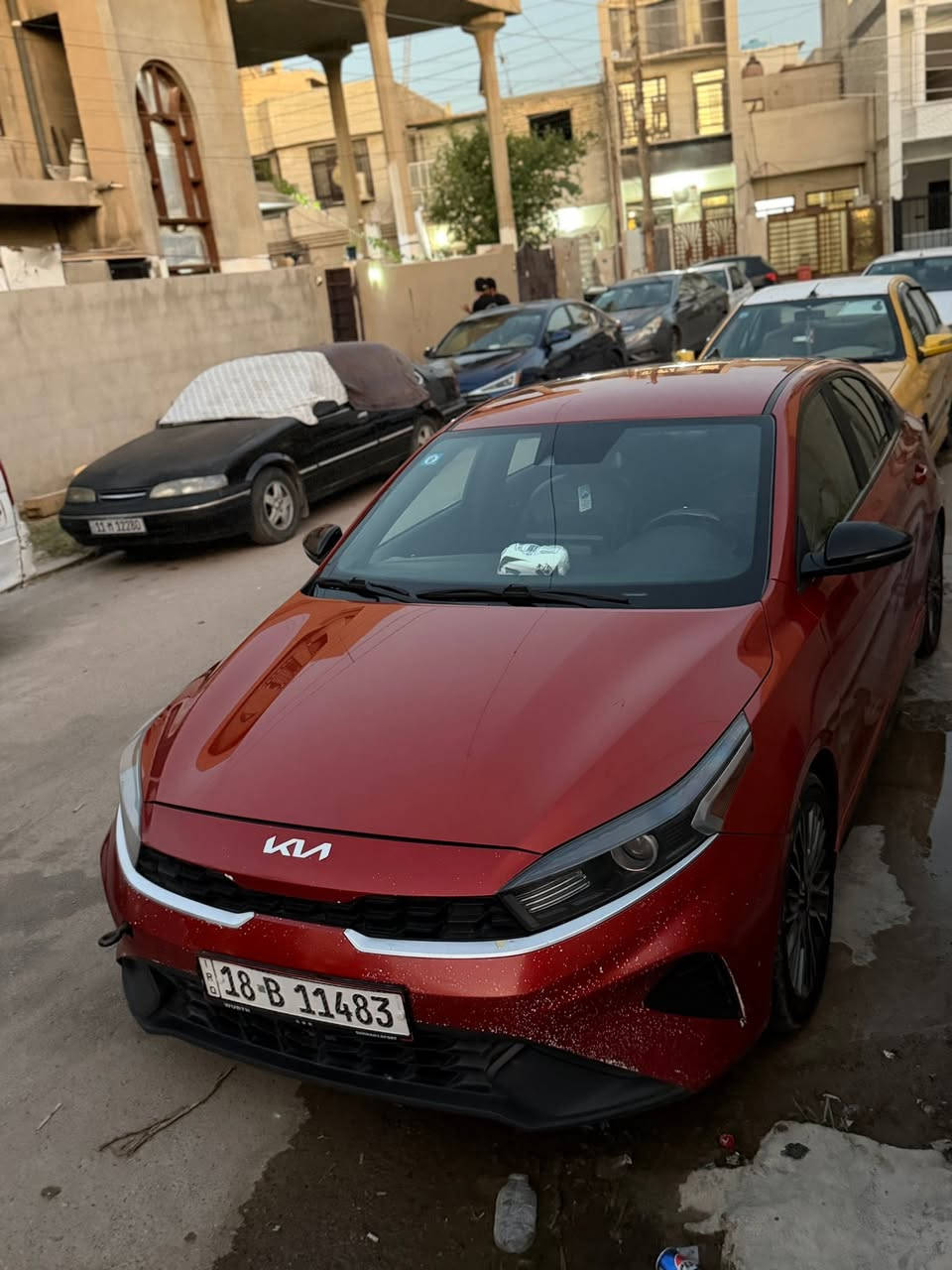 كيه فورتي 
موديل 2023
ماشيا
16688
كلشي مابيها غير بس صور الحادث مال امريكه فقط 
كير مكينه مكفول 
هم 
سعر140 وبيه مجال
***********
