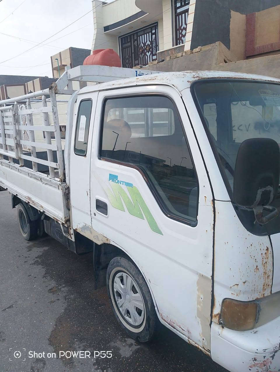 السلام عليكم كيا فونتيرا موديل 2000 للبيع مكينه وكير مقفولت وشاصي مقفول رقم الماني واسط السعر 50 وبيه مجال بصيط الرقم المبايل4475 0783001
