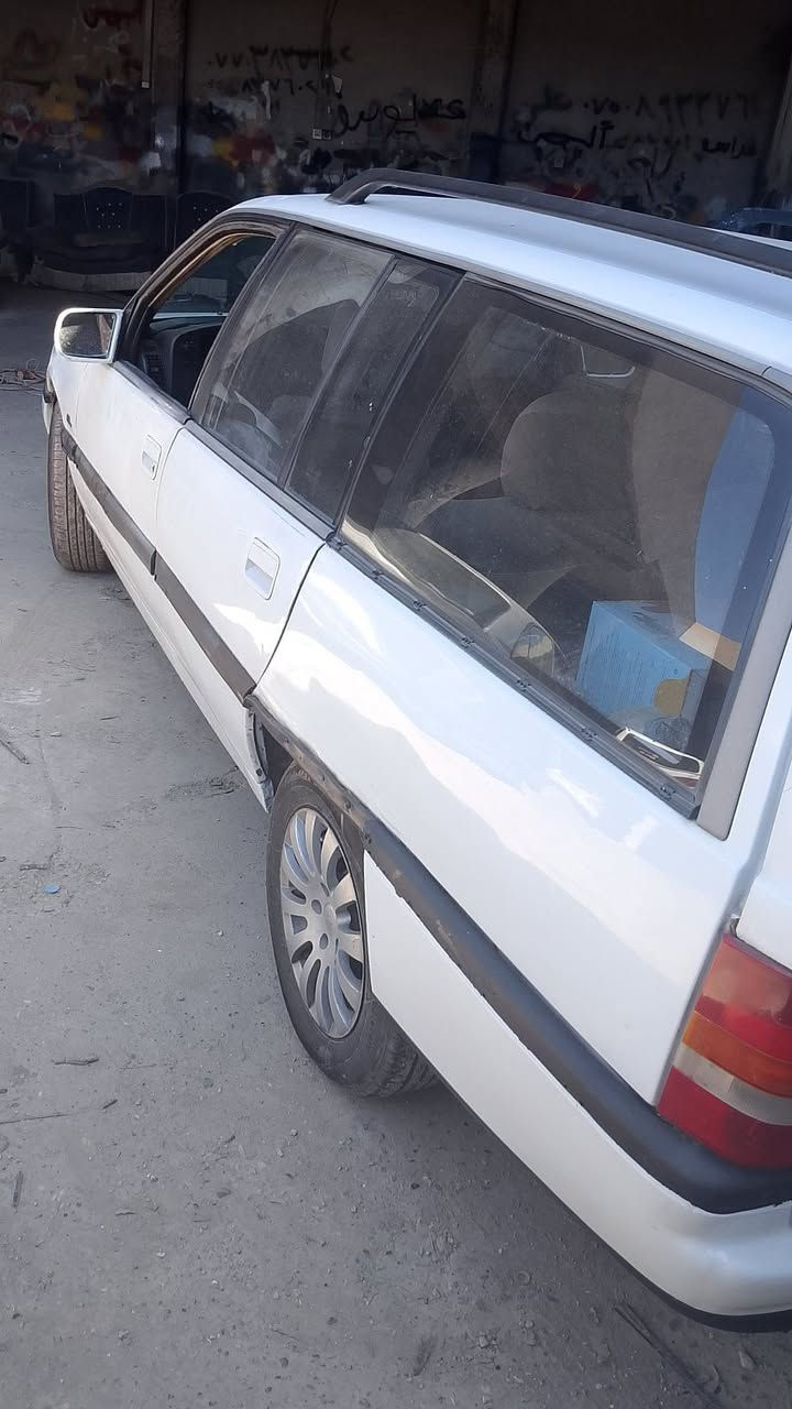 أوميكا حجم 20 نينوى موديل 90 ستيشن مكينه وكير توماتيك شرط كابون سيارة بسمنا مال بيت وشغل بدون صبغ بعض مكانات ودواير سعرها 24وبيها مجال ...***********
***********
