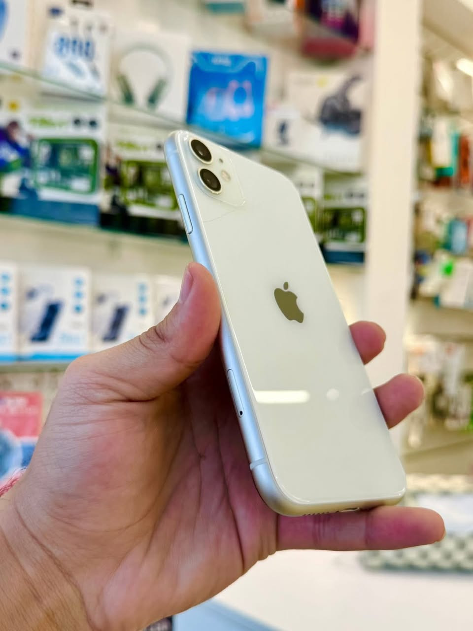 السلام عليكم
آيفون 11 عادي 🤍

ذاكرة 128

بطارية 100 🔋

امريكي نموذج m

الجهاز كلة شغال صوت اتصال كامرات فول✨

الجهاز مبدل شاشه وبطاريه اصليات ✅

بي فطر صغير بالضهر

فيس ايدي شغال 100%

السعر 180 الف وبي مجال قليل للشراي

للبيع او مراوس((( بآيفون ))) فقط للإستفسار راسلني خاص او اتصل على رقمي *********** ابو رعد
