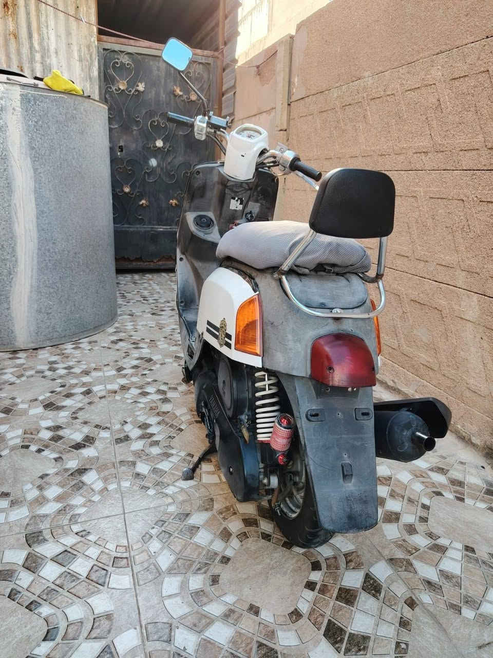 سلام عليكم دراجه ماكس بوليسي موديل 2007 دراجه قبل 6 اشهر عندي دراجه مال بيت  محرك الدراجه من أخذته فتحته سويته كله من جديد من بوشه وبستم من مساطر من زنجيل كامل تجفيت كامل محركه لا ينقص لا يبخر ودراجه نشطه شلعه  ومعدل سلف هندر شغالات الدراجه يرادله ترتيب ل كفرات وكفره ال امامي مكسور شوفت عينك كابريتر جديد فاكيوم جديد سلف جديد ملاحظات الدراجه (الكلج الخلفي لل تحريكه بي صوت وتحسه شويه ثكيله فرته بس بل تحريكه وعندك العداد مال سرعه مكسر يرادله تبديل) دراجه من أخذته لا سويت عقد ولا شي وابيعه هم هيج بس دراجه شرط لا مال بوكه ولا شي تجي تأخذه من بيت هاي تفاصيل الدراجه واسف عل اطاله سعره ٤٧٥ وبيه مجال لصير لوتي بل تعليقات والشراي يجي خاص جيب فيتر وياك وفحص بكيفك اني دراجه بايعه الك مجفته تجفيت صحيح🌹 مكاني دوميز


**إذا كنت صاحب هذا الإعلان وتريد حذفه لأي سبب، رجاءا أرسل رسالة إلى الدعم الفني**