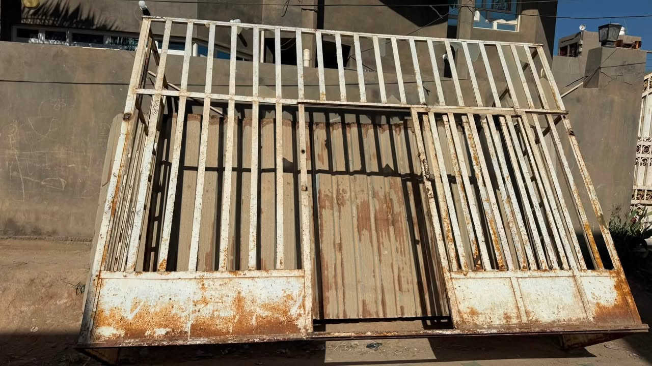 السلام عليكم
جام خانه للبيع ....

عرض 4 امتار

ارتفاع  مترين و 90

عمق متر

المكان : النجف / كوفه / عباسية 

***********
