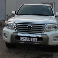 لاندكروز GX • ٢٠١٤ • ١٣٣٠٠٠ كم