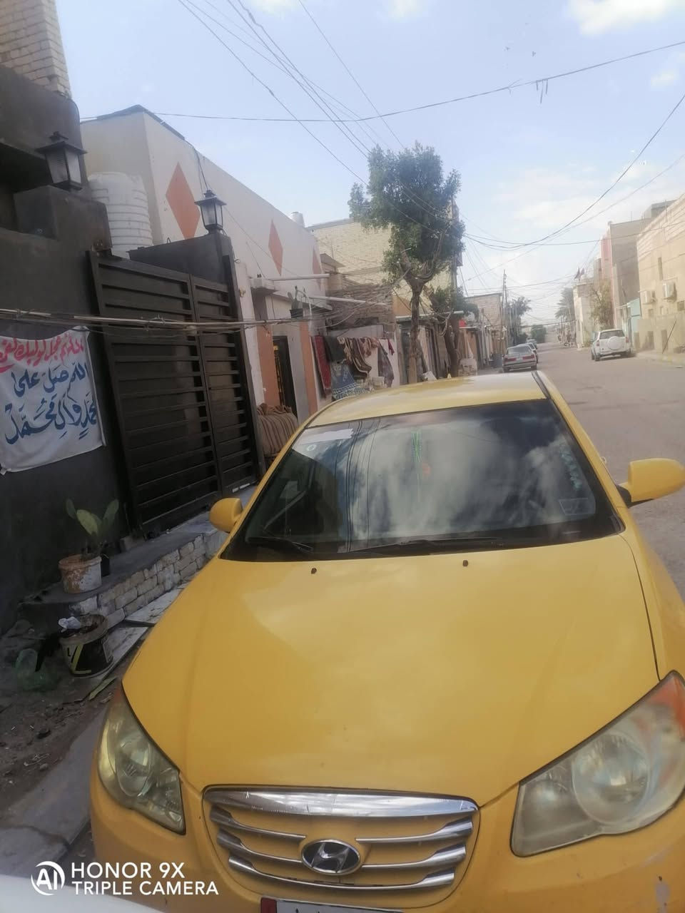 النترا مقدس للبيع قطعتين تبديل بنيد وجاملغ بدون دواخل كير مكينه كفاله تبريد ثلج الشراي يتصل مكلف بنشر 0771 861 4101
