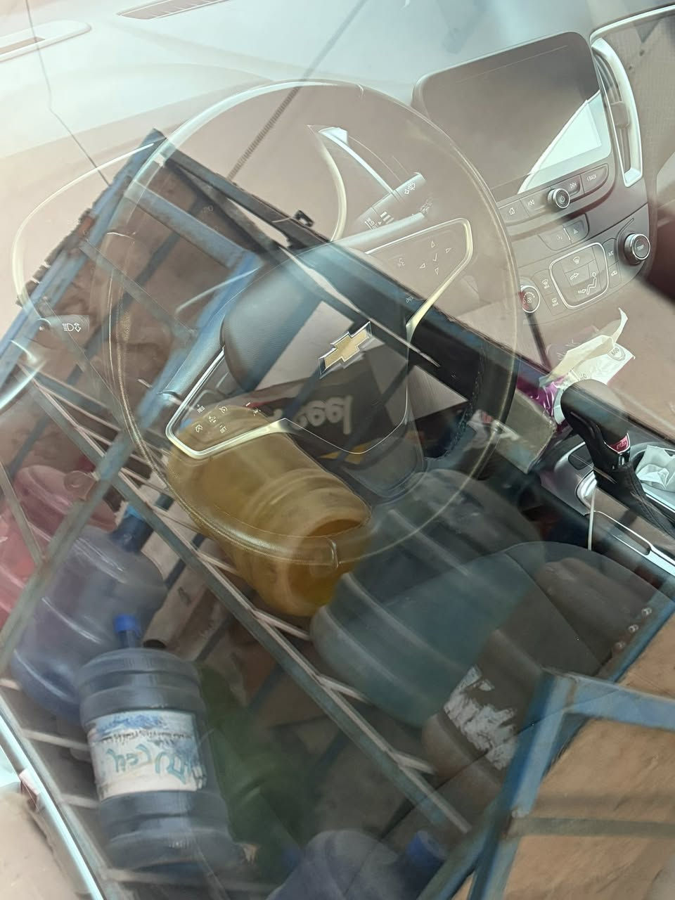 شوفر ليت ماليبو2023
سيارة كلش جديدة حلوة مال بيت 

حادث جاملغ امامي يمنه والخلفي شبر بارد فقط ماشيه ٤٤ الف كيلو بدون ايرباك كفاله 

مواصفات السيارة RS كير مكينة تبريد حدادية كلة جاهز علة اخر حباية رقم اربيل الجديد محرك 1500T ابلاك ادشن 

سعر السيارة١٣٧ وبيهة مجال

مكان السياره يرموك لو عامريه

***********
