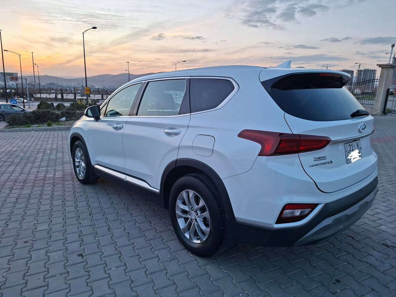 هوندا سنتافي امریکي 2020
سلندر ٤
بصمە
بصمە علی الابواب الامامیة
اتو هولد
اتو ستوب
اتو ترافیک 
تحدید سرعة
رادار
کشن هیتر و کهربائي
تحکمات علی السکان
۷٤۰۰۰ کیلومتر

اکو حادث الخفیف بدون داخل و تقریبا بدون صبغ (انظر الی سونر)
ایرباک سیستم بعد حادث
السنویة الجدید حتی شهر ۱۰   ۲۰۲۷
ماکو اي المشکلة.
مکان السلیمانية

۱٨۳ بها مجال

***********
