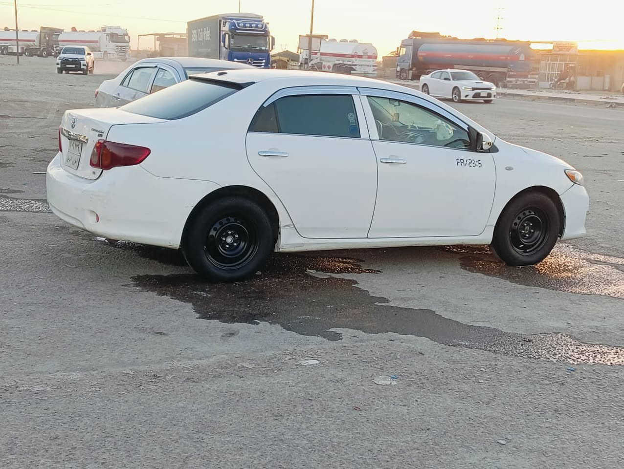 سلام عليكم كورلا2008 السياره ربع القماره تكشير وباب وبنيد صبغ بيها مكانات بارد شي قليل مكينه كير بل شرط المكينه قبل20يوم شديتها لا تنقيص ولاتبخير تبريد منضومه كامله جديده صدرها يرادله شويه السياره اترايك وين ماتريد اطلع رقم جديد ب اسمي لل31…(السعر)90وبيها مجال مكان السياره سامراء مفرق الفلوجه ….اتصل وبيك خير ودلل (***********)
