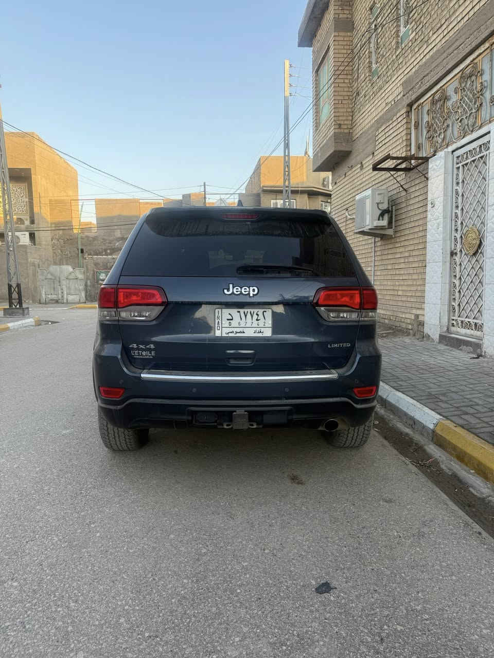 جيب گراند شيروكي Limited Trail Rated موديل 2021
فور ويل درايف (4WD) 

🔸 ماشية: ٤٩
🔸 كشنات جلد + كرسي مساج
🔸 كشنات كهربائية مع تبريد
🔸 كاميرا + حساسات
🔸 نقطة عمياء
🔸 فتحة سقف بانوراما 
هيدروليك جكات ، لايت زنون جنطة كهربائية، تشغيل عن بعد، والحادث كلش بسيط وموجوده بالصور،


**إذا كنت صاحب هذا الإعلان وتريد حذفه لأي سبب، رجاءا أرسل رسالة إلى الدعم الفني**