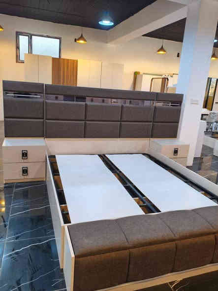 عرض خاص بمناسبه افتتاح معرض الجود للاثاث التركي 
عرض خاص الي رأس السنة بسعر الجملة 
غرفه نوم  10 قطع.  بسعر مليون و 250. معا هديه دوشك  النقل والشد مجاني داخل الموصل 
الموصل القادسيه الثانيه الشارع المجاور للجامع النعيمي 
للتواصل ع الخاص 
واتس 
‭*********** 

واتس 
***********
