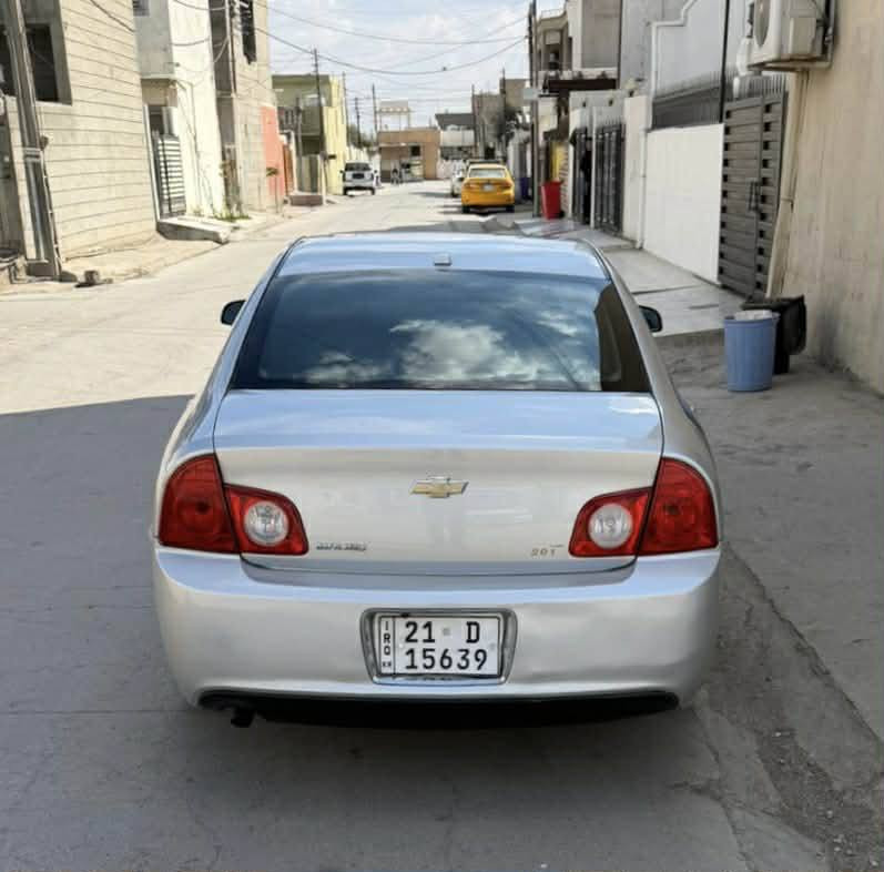 للبيع شوفرليت ماليبو موديل 2010 كيرمحرك بشرط ومامفتوح صدر تيرات باتري جديد سيارة مال بيت مابي مصرف بدون ضرر بدون صبغ السيارة استخدام شخصي  رقم جديد وبي كوبون بنزين  مواصفات معروفه بل ماليبو والسعر  77 وبي مجال ابيع نقد ومااراوس شراي خابرني وتدلل العنوان كركوك الواسطي شقق غاز *********** كركوك, العراق
