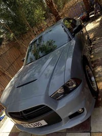 جارجر هيمي فول فتحه رقم بغداد اصل SRT محرك ٥٧٠٠تغير لون سموك اصل رصاصي...