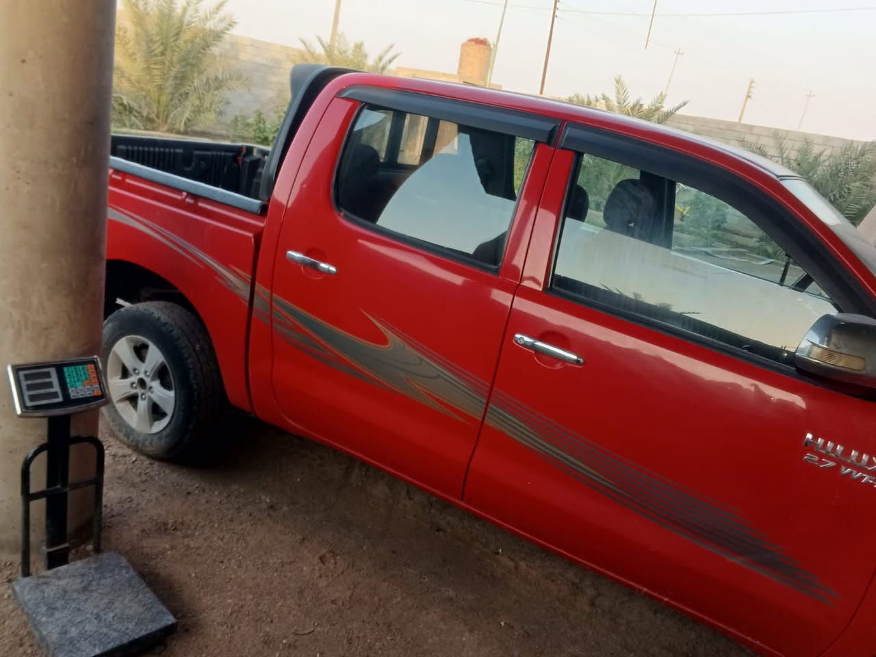 سلام عليكم تيوتا للبيع موديل 2011قطري شاصي 12المكينه تنقص والسنويه منتهيه رقمه ميسان مكان السياره البصره المدينه السعر 145للاستفسار هذا رقم صاحبه ***********
