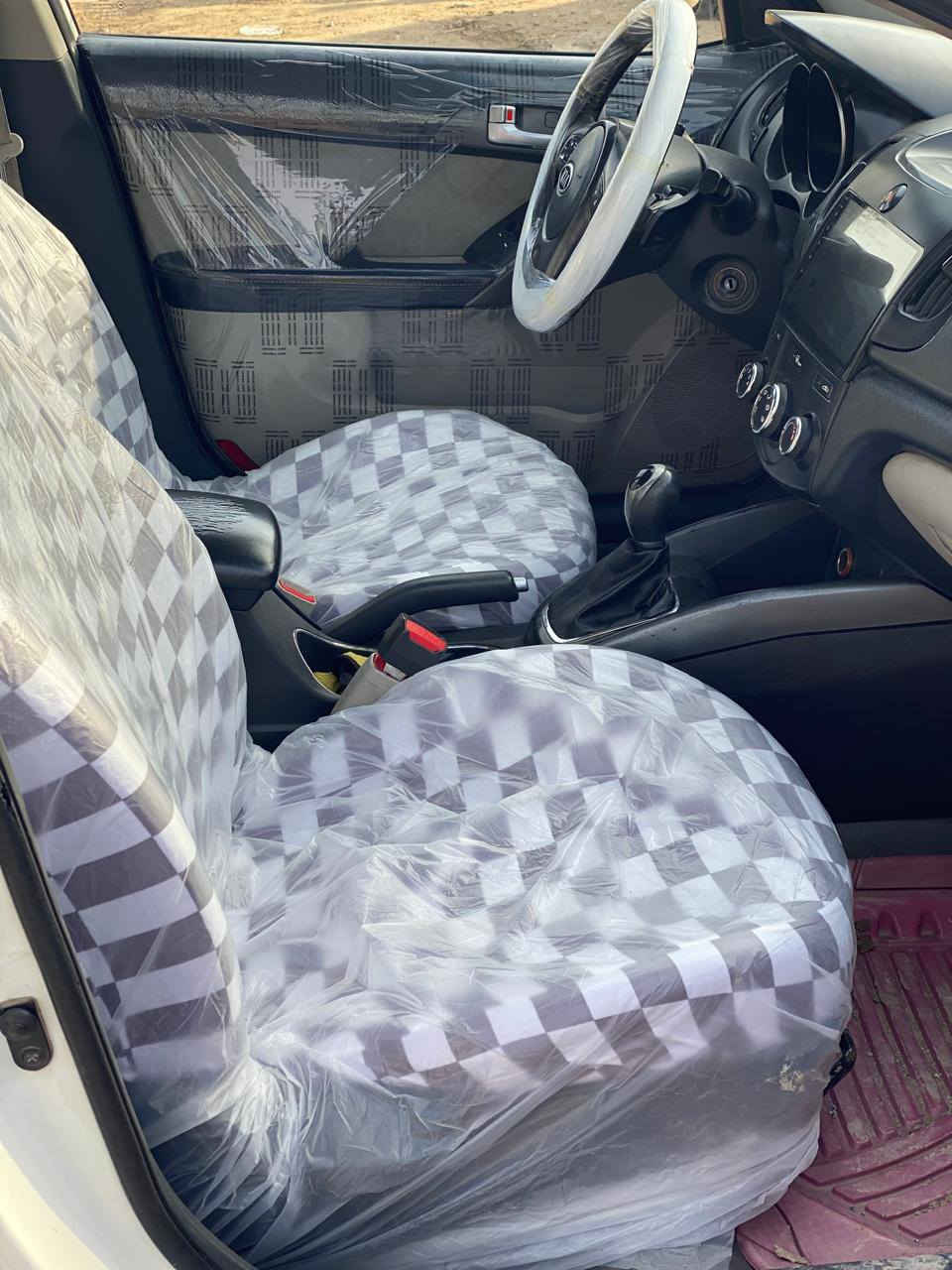 سلام عليكم...
كيا سيراتو للبيع مديل 12 رقم اربيل نكليزي كير محرك خير من الله  
بيها مكانات  صبغ سياره حلوه كلش احله من صور  مواصفات السياره تحكم ستيرن اشاير بلمري شفتات ستيرن كيرها 6 نمر مكان سياره بابل 
سعر سياره 102 وبيه مجال وبلعافيه ع ياخذه 
لاستفسار ع رقم ***********
