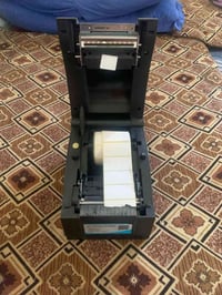 **للبيع: طابعة ملصقات وباركوود حرارية (Xprinter)** ### 📍 تفاصيل الإعلا...