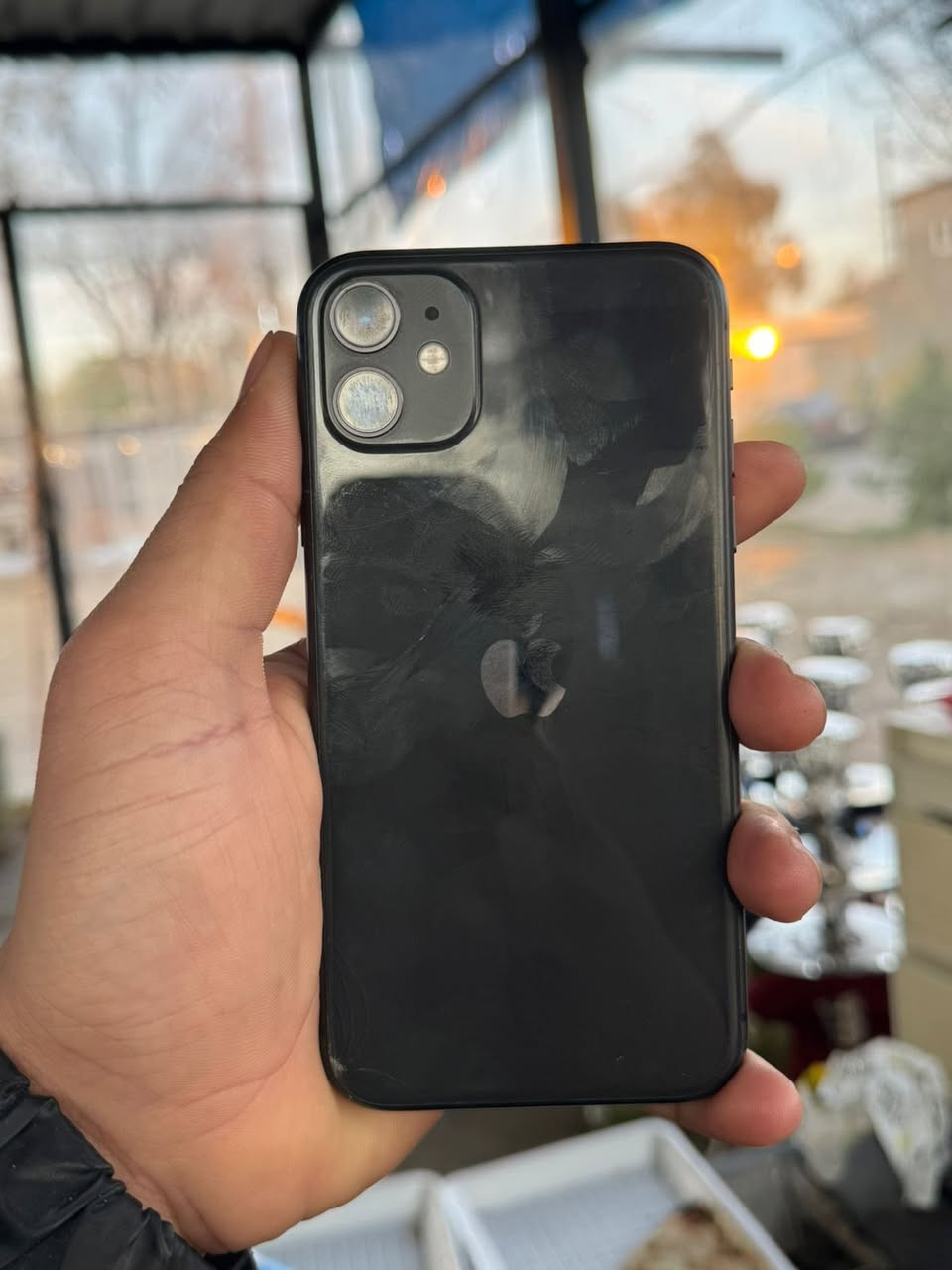 ايفون 11عادي كله بلادي شرط النضافة بطاريه ٧٤ ١٢٨ ك للبيع ٢٨٠ وبي مجال الشراي يتصل ع رقم او واتساب ***********
