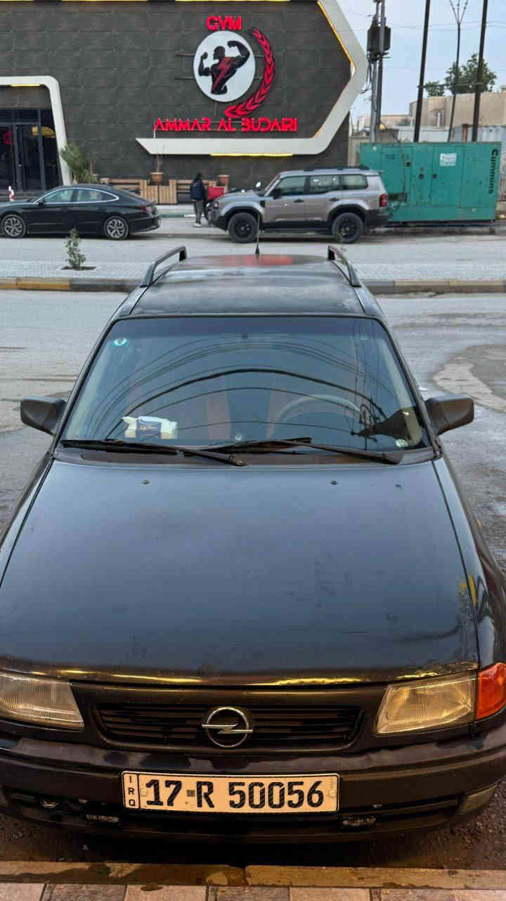 اوبل استره موديل 91 محرك وكير مكفولات كشره نظيف كهربايته كله شغله رقمه مثنى نكليزي سنويه 2029 رعيه موجود سعر 35وبيه مجال ترهم مراوس ***********
