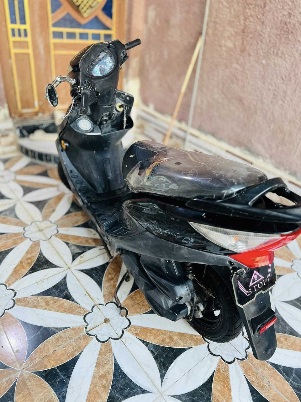 كامكو v2 موديل 2011 كفاله عامه ***********
