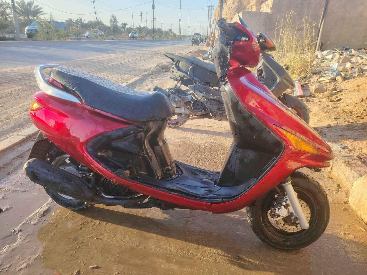 فراشه  فحل مفتوحه مره وحده نضيفه ناعمه شغاله سلف هندر سعر 275 وبيه مجال مكاني شارع المدينه رقم ***********
