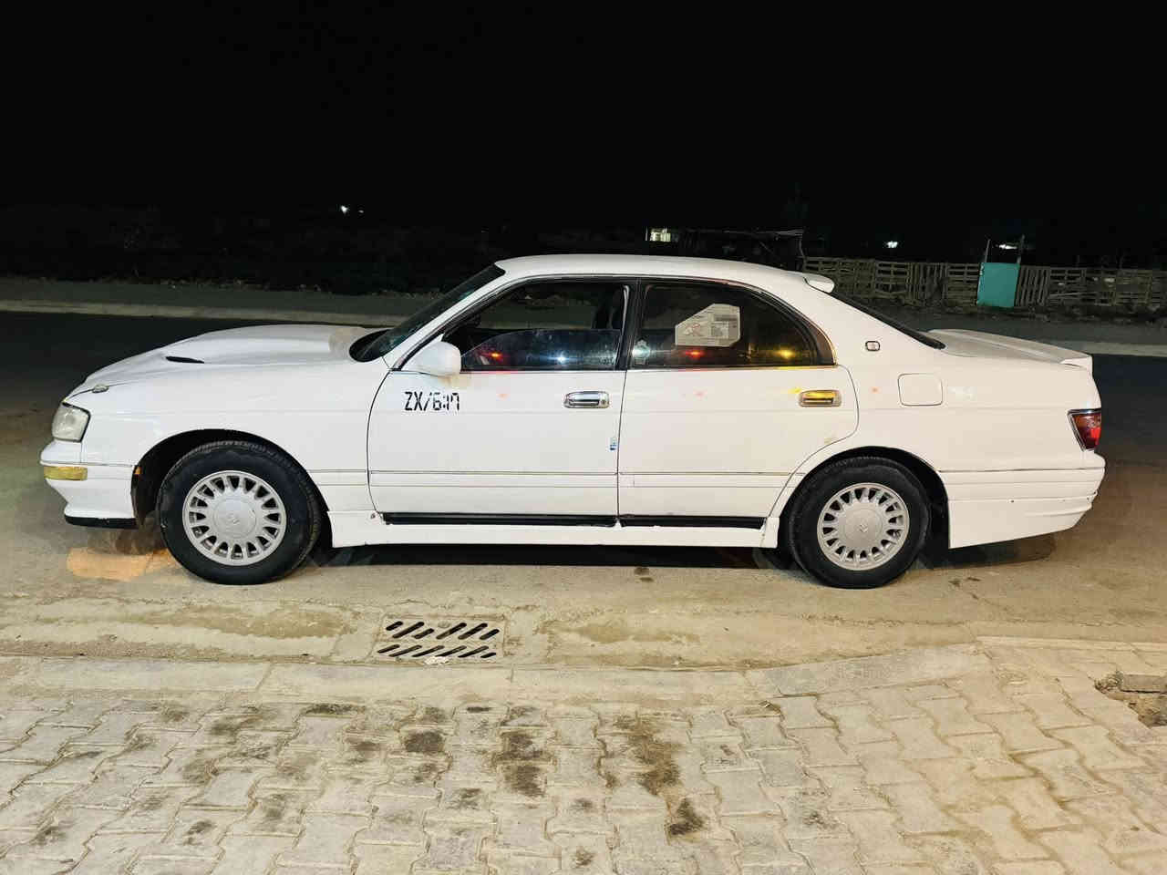 السلام عليكم 
📍بطة منفصل 
📍موديل ٩٣ 
📍رقم بغداد 
📍سنوية لغاية ٢٠٢٧ 
📍 كهربائيات كلها شغالة 
📍محرك وكير مكفولات 
📍وتخم تاير جديد 
📍وحدادية خير من الله 
📍مكان السيارة واسط / الكوت 
📍السعر ٥٤ وبيه مجال 
                                 📍  ( مكلف بالنشر  )
🏳️للأستفسار اكثر 
***********
