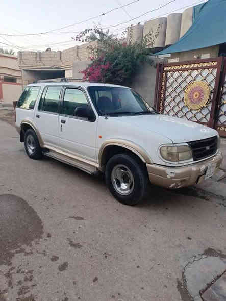 للبيع فورد اكس بلور ٦سلندر محرك ٤٠٠٠شادالهة طابوكة ٢١٠خير من الله ،رقم السيارة سليمانية تحويل مباشراحولك باسمي تجي تفحص اي شي اني حاضروالتفاصيل أكثر خابرني مامتواجد ع الفيس رايدهة ٥٧ بيه مجال ان شاءالله مااقصر بيع سريع والسيارة الحمدلله خير من الله هذا رقمي ***********العنوان ديالى المنصورية
