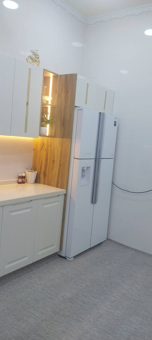 سلام عليكم بيت للبيع ١٠٠ متر طابقين فول خدمات حي العباس  سند ٢٥  *********** وتساب موجود  السعر ١٧٥  وبي مجال
