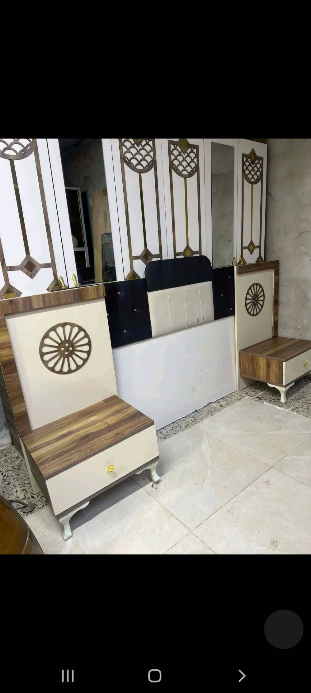 ٥قطع نضيفة وكاملة 