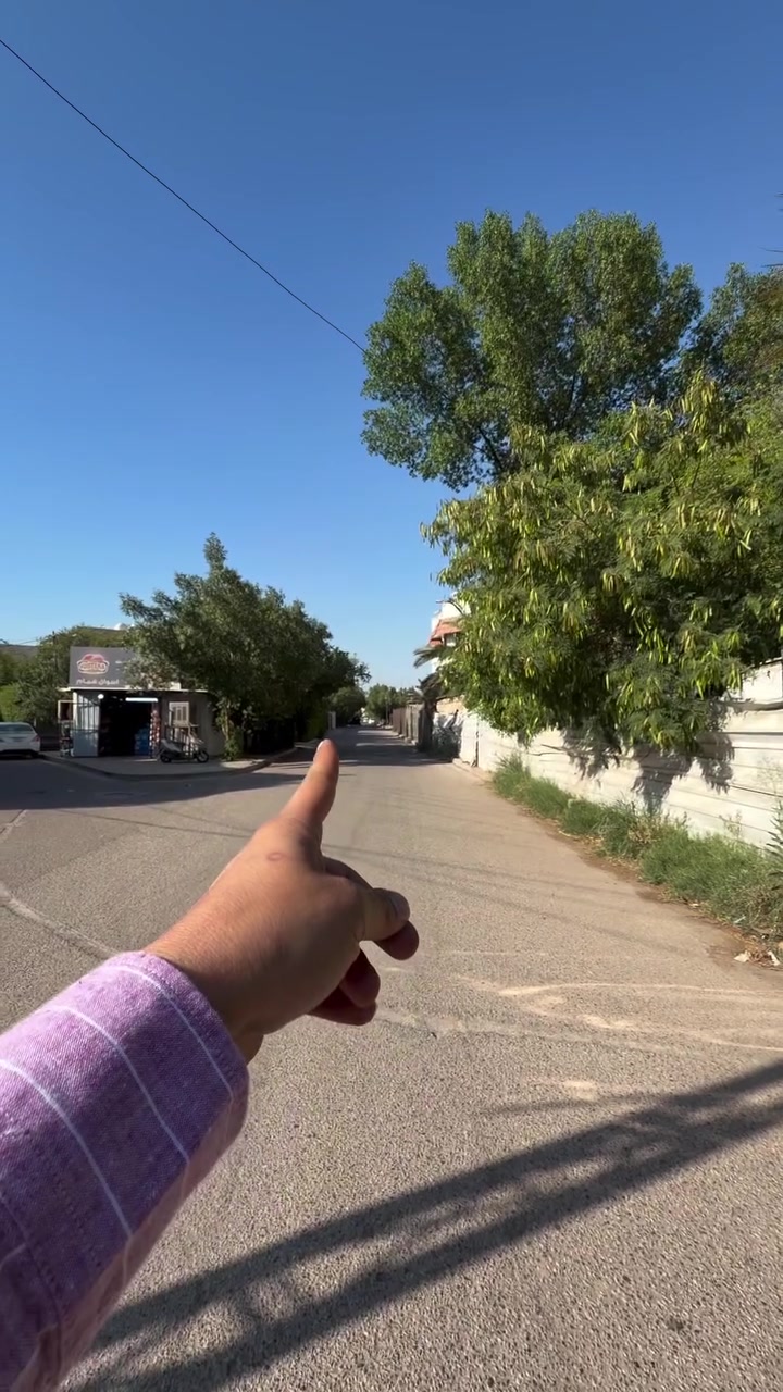 للبيع في السيديه 

بمربع الضباط بضهر جامعه الشعب مباشرتآ 

قطعت ارض ركن مع تشجير ملاصق للعقار 

مساحة 280 م واجهة 16.75 م 

الاستفسار اكثر الاتصال على الارقام التاليه 

***********
