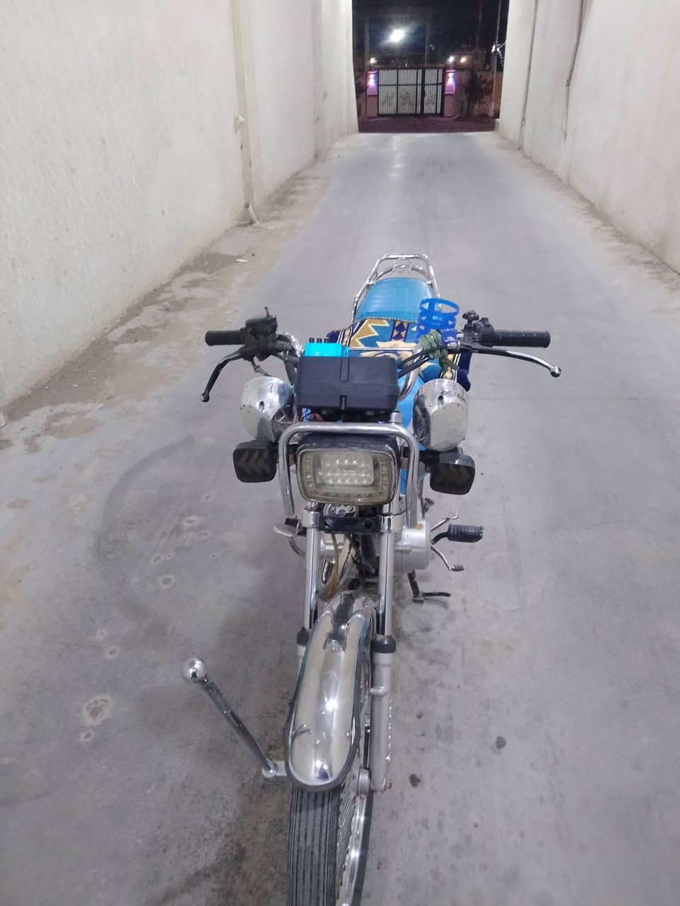 سلام عليكم  تايكر للبيع موديل 23اوراق اصولي مكينته ما مفتوحه كفاله عامه  مكاني محاويل السعر 500 رقمي ***********بي واتساب
