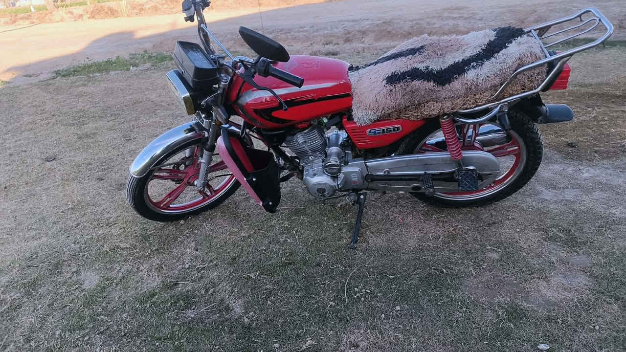 دراجة سفانة للبيع موديل 22 اوراق كمركية كاملة مكانها محمودية  جاهزة *********** السعر 550 وبيها مجال بسيط
