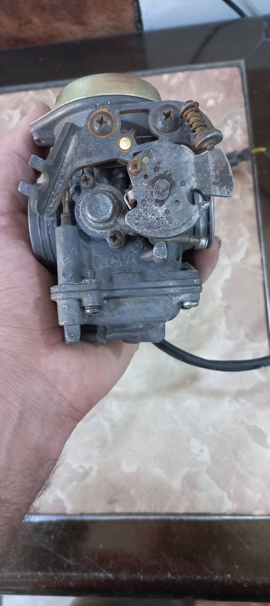 السلام عليكم اخوان 
مجموعة من غراض بريز 
التفاصيل بالصور 
مكاني الصليخ اوالشعب رقمي***********
